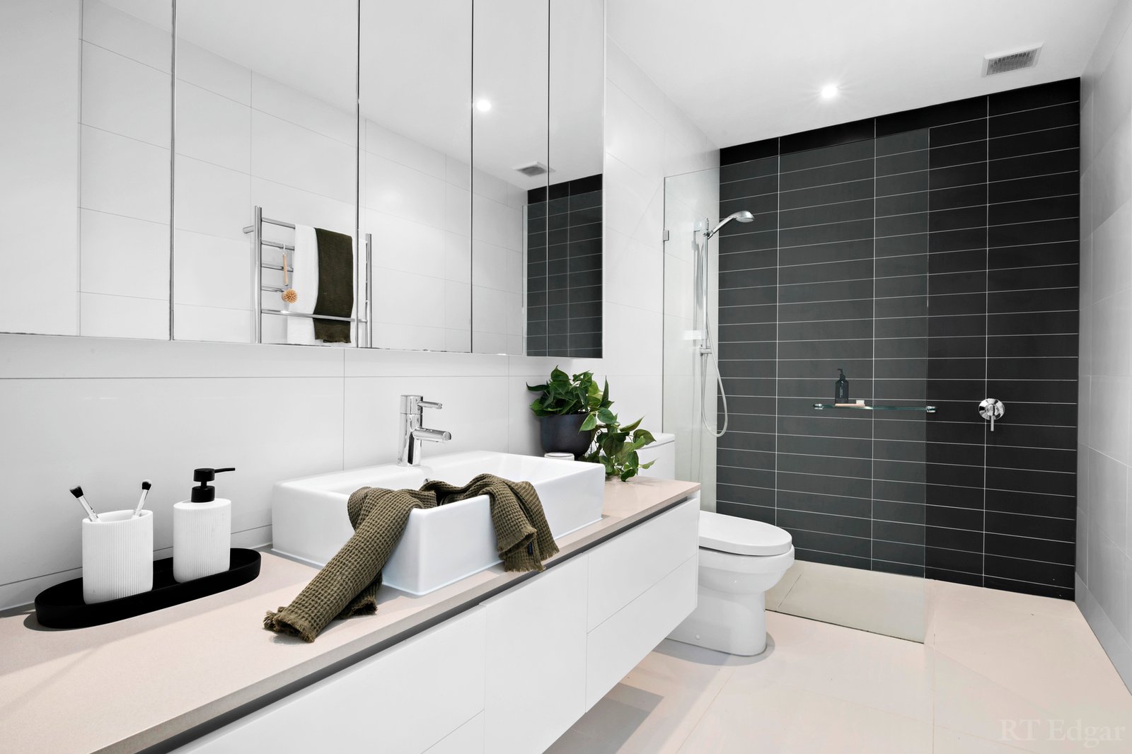 Real Estate and Property in 8/127-129 Power Street, Hawthorn, VIC