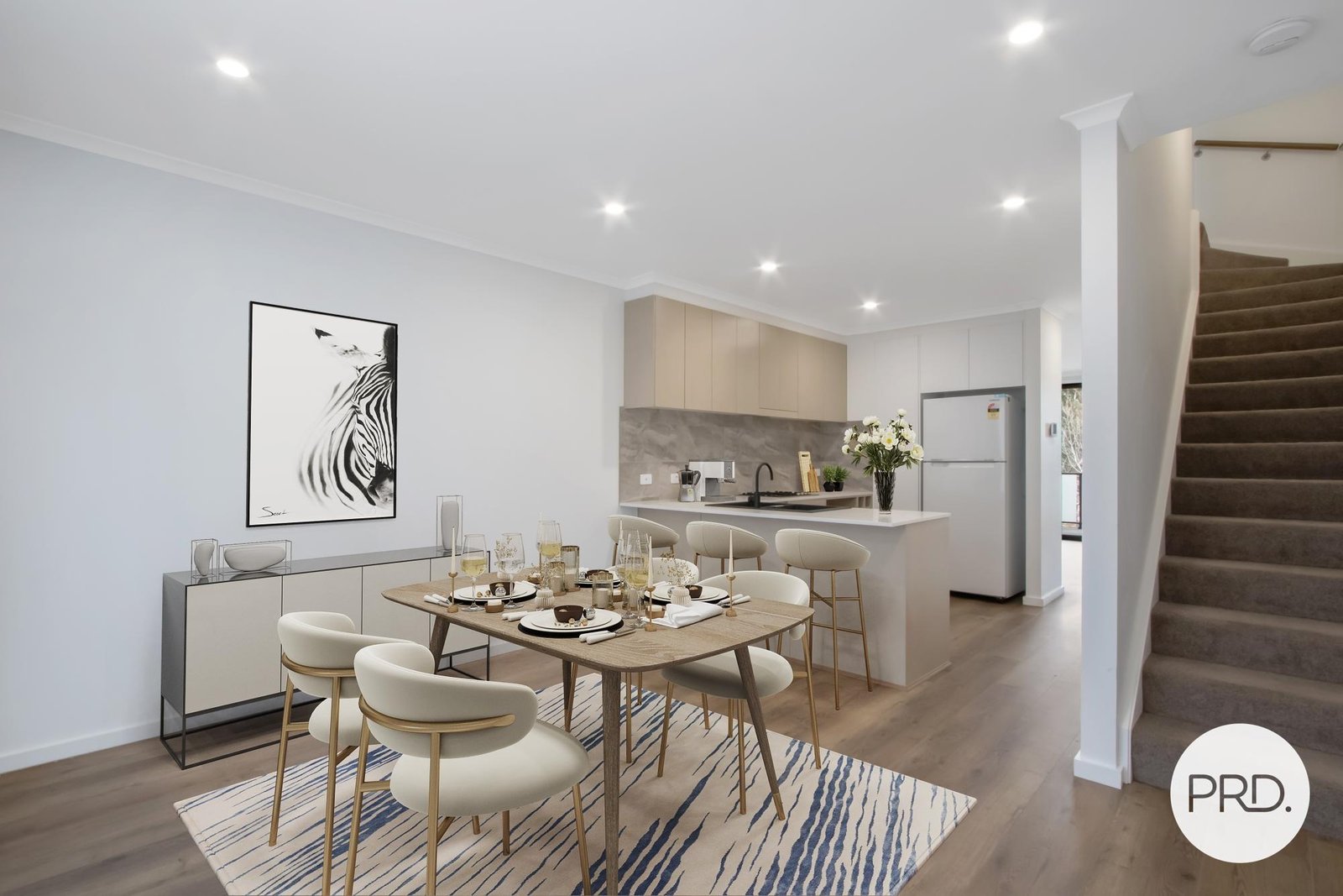 8/128 Easty Street PHILLIP 3