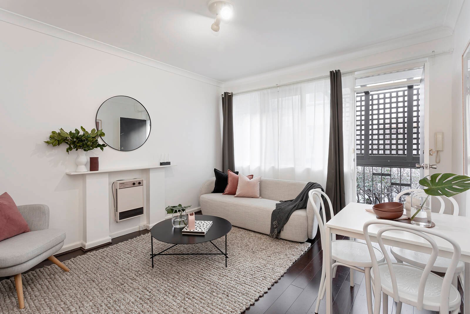 Real Estate and Property in 8/128 Glen Huntly Road, Elwood, VIC