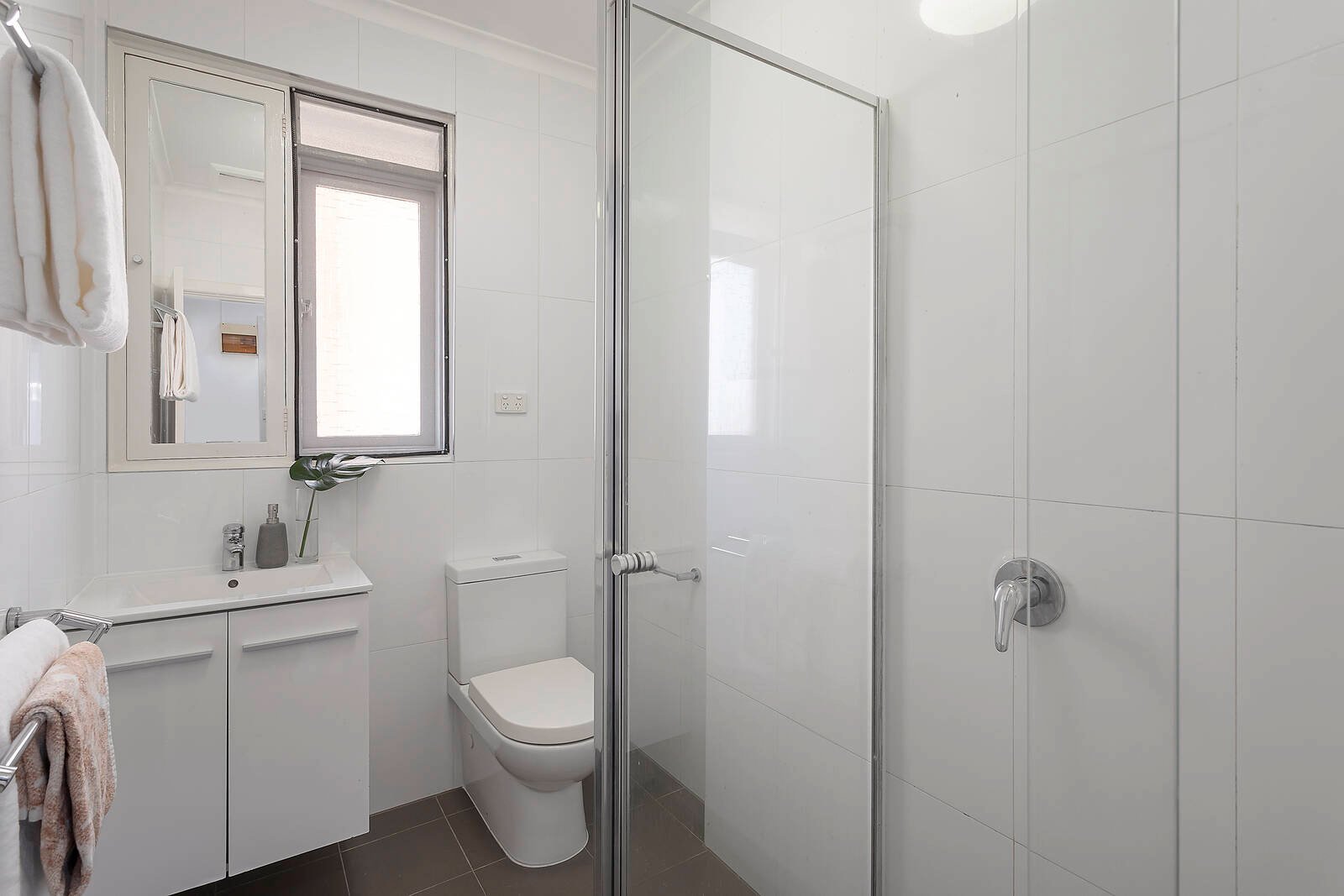 Real Estate and Property in 8/128 Glen Huntly Road, Elwood, VIC