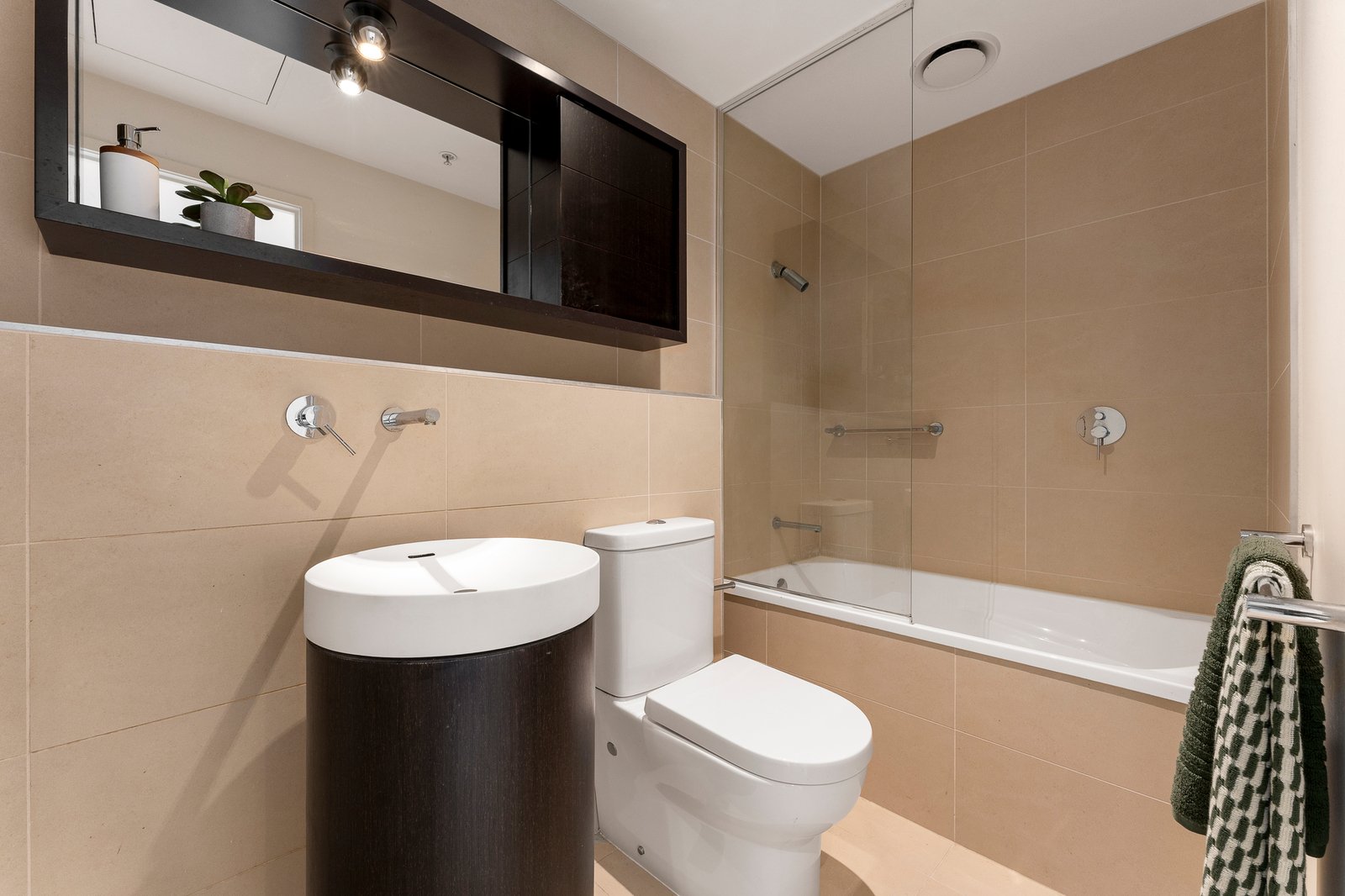 812A/609 Victoria Street, Abbotsford, 3067