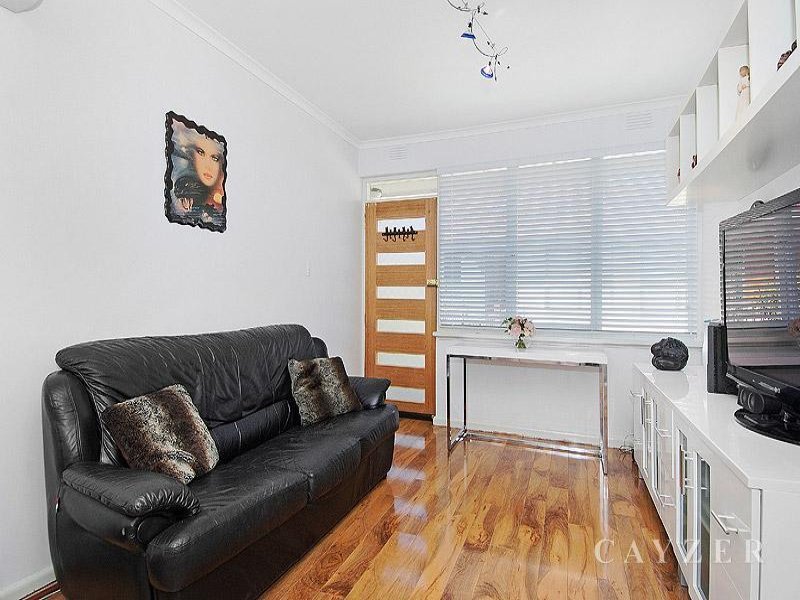 Gallery: 8/13-15 Gourlay Street