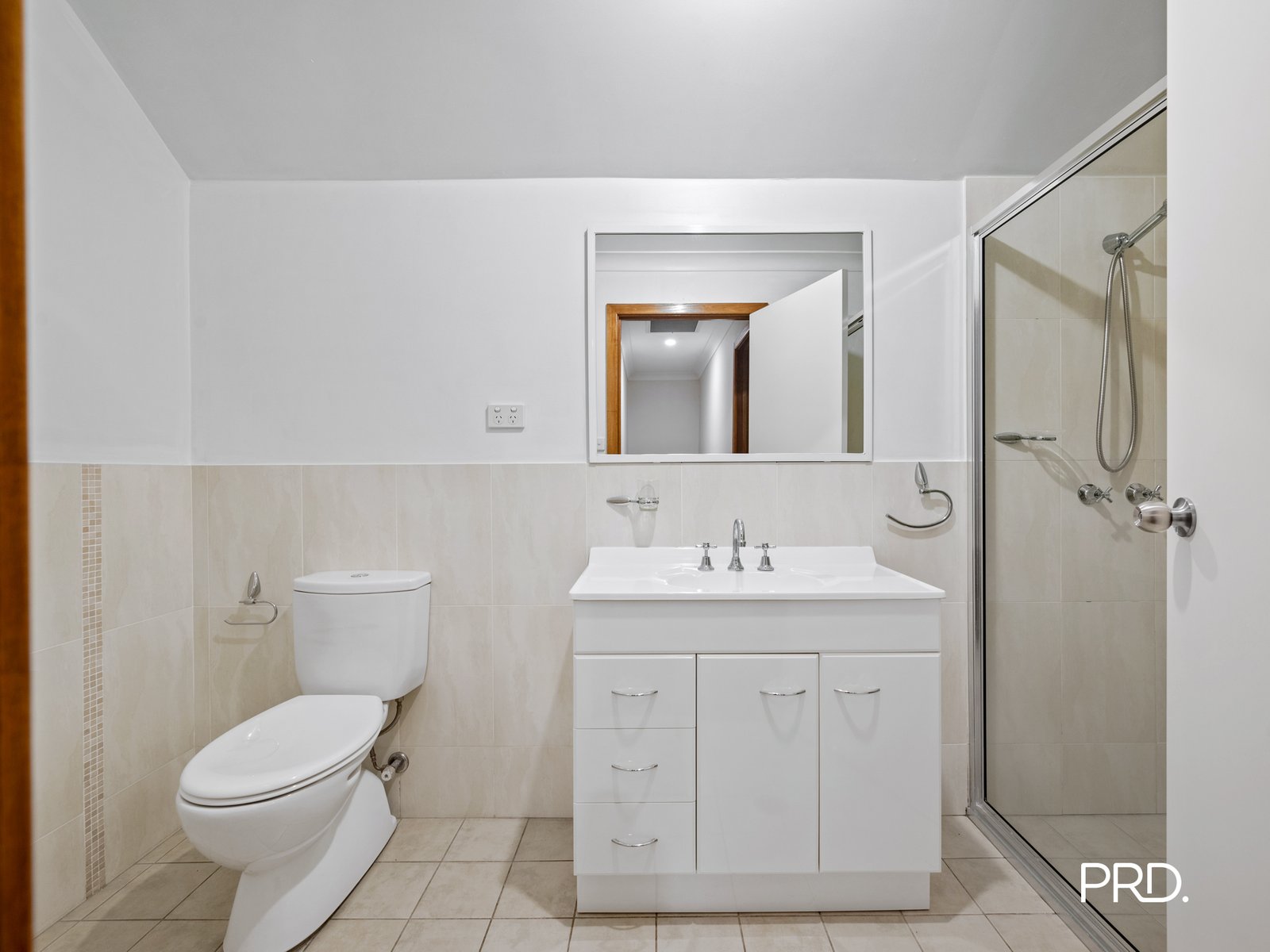 8/13 Australia Street ST MARYS 10