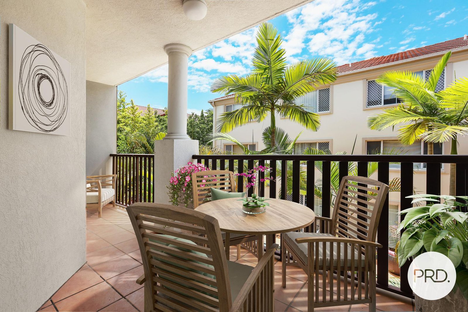 8/13 Johnston Street SOUTHPORT 11