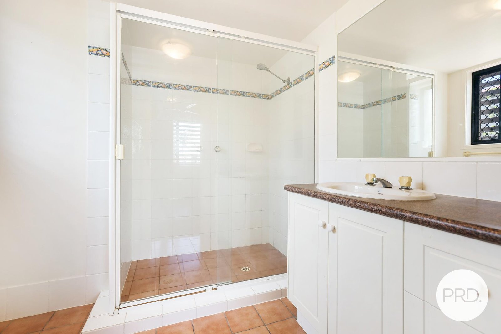 8/13 Johnston Street SOUTHPORT 6