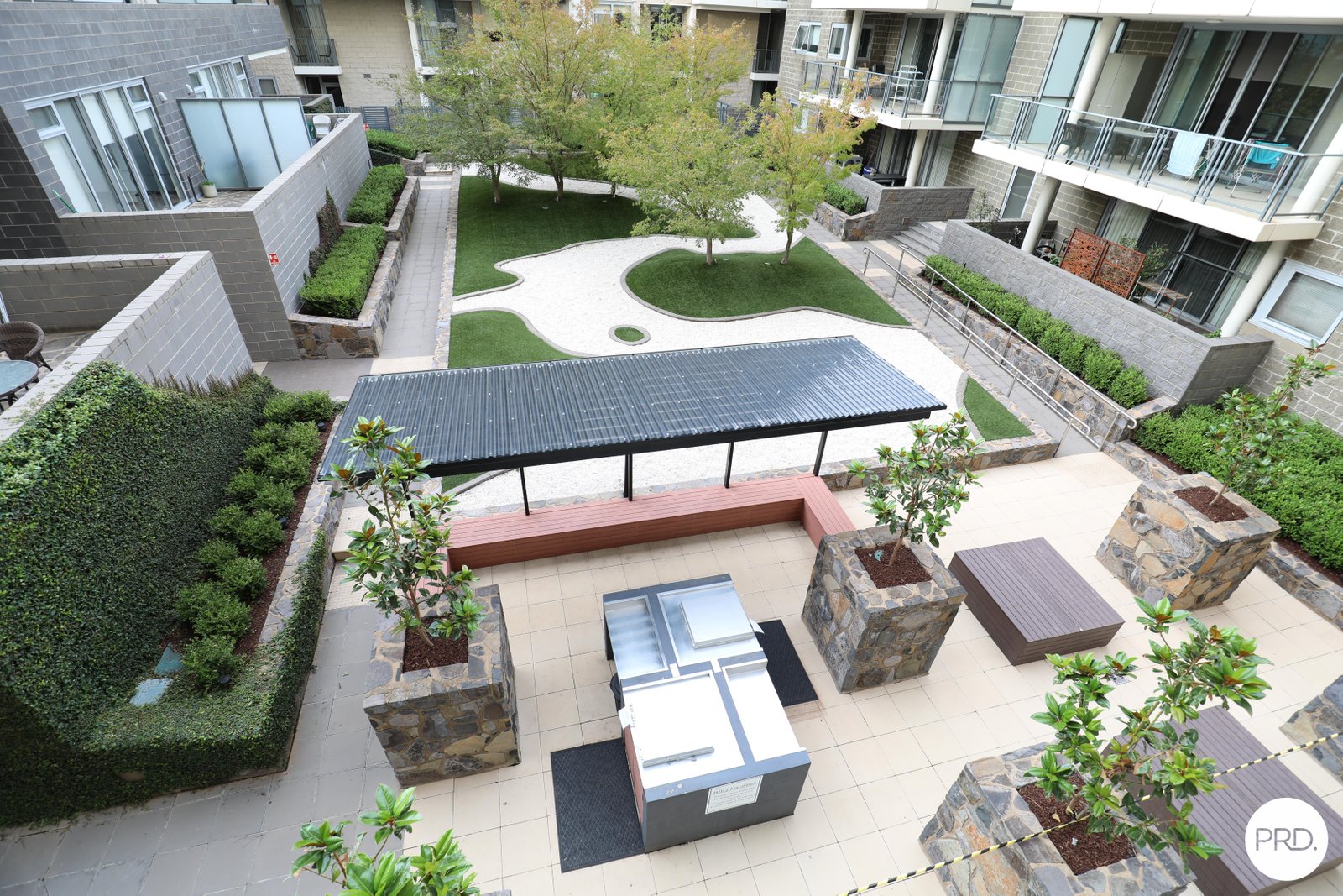 81/3 London Circuit CITY 2