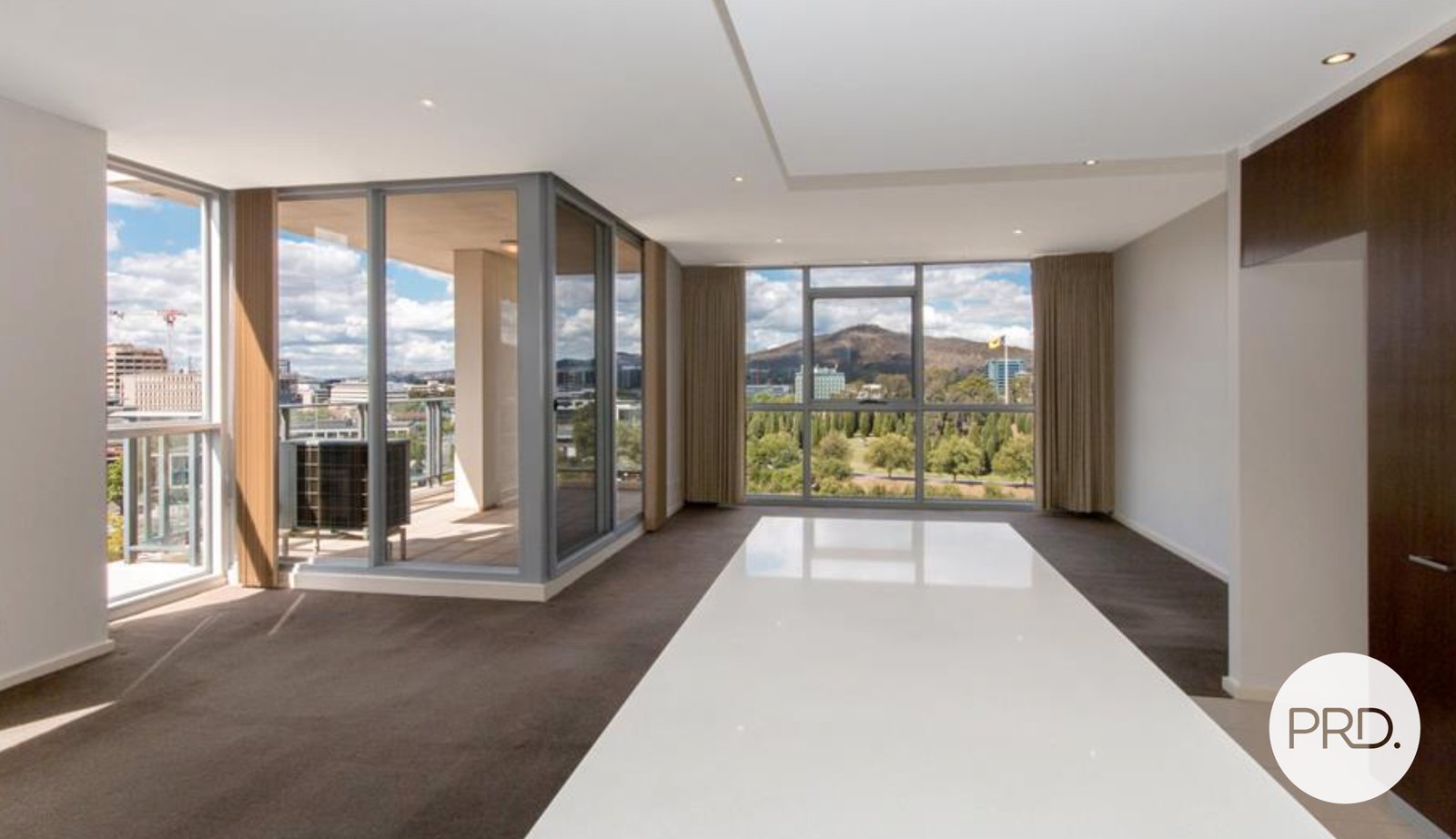 81/3 London Circuit CITY 3