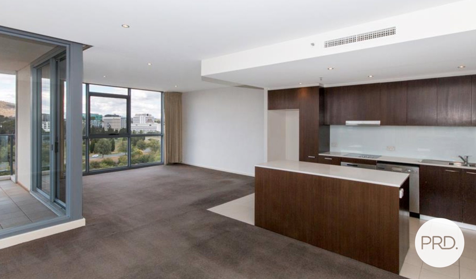 81/3 London Circuit CITY 4