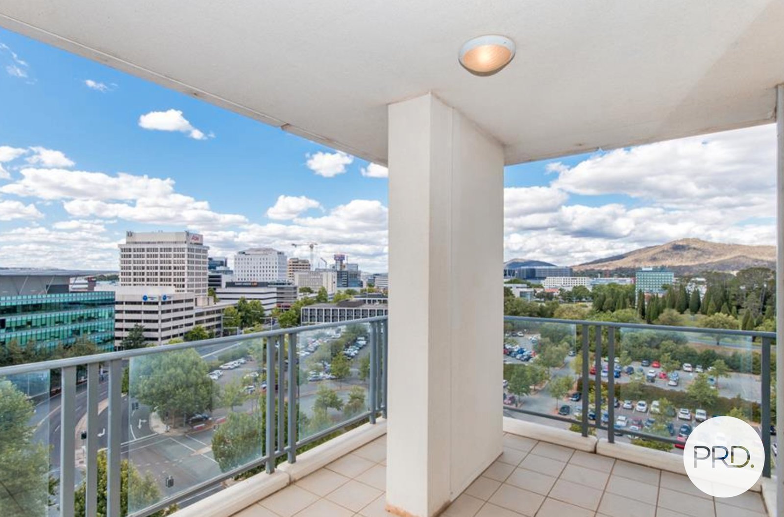 81/3 London Circuit CITY 8