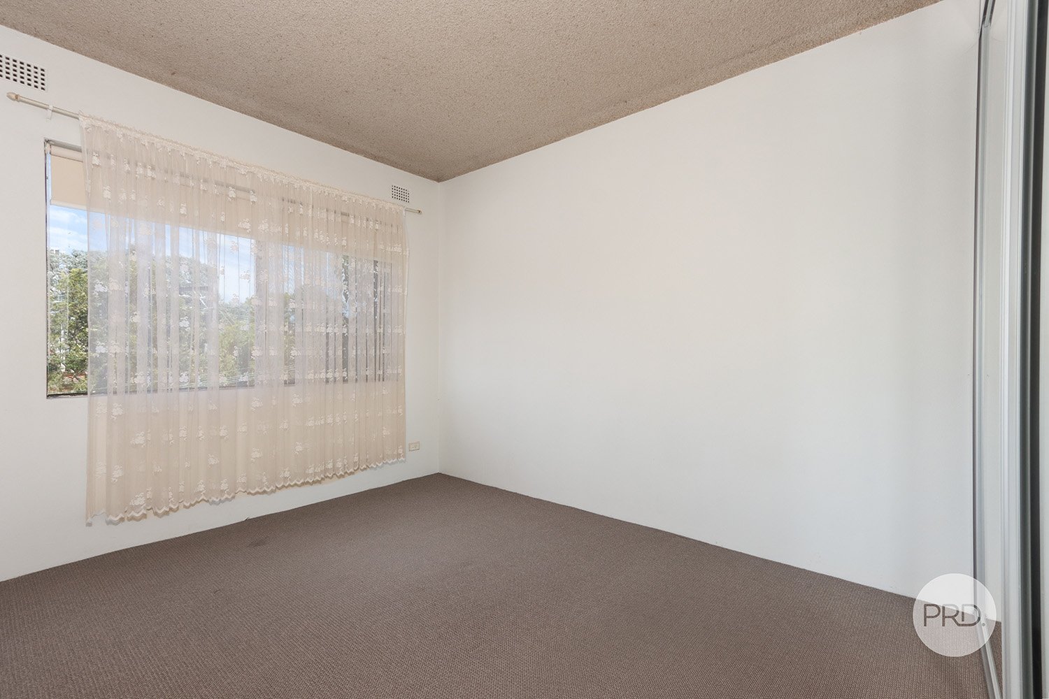 8/13 Railway Street KOGARAH 3