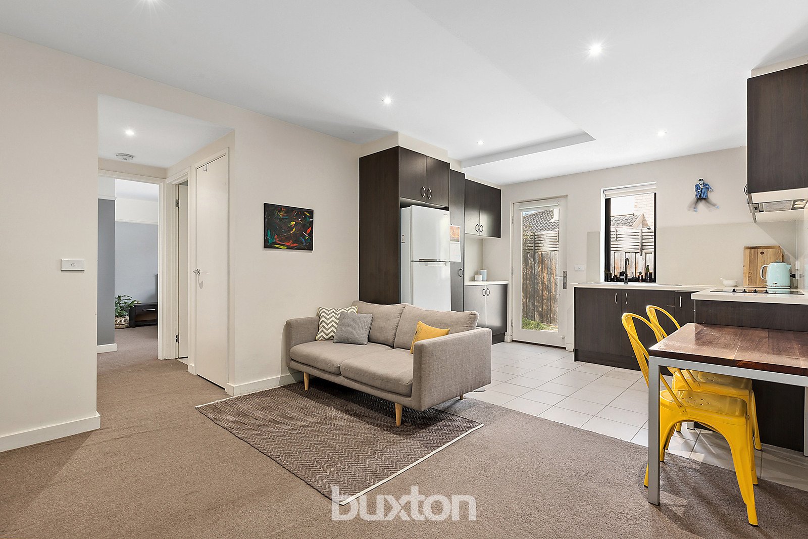 Gallery: 8/1324-1328 Centre Road