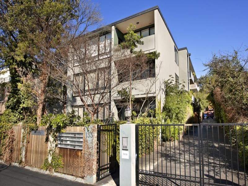 Gallery: 8/133 Brighton Road