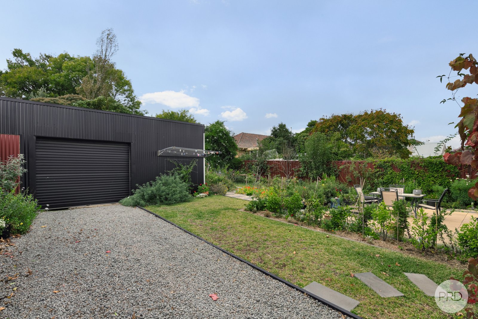 814 Armstrong Street North SOLDIERS HILL 24