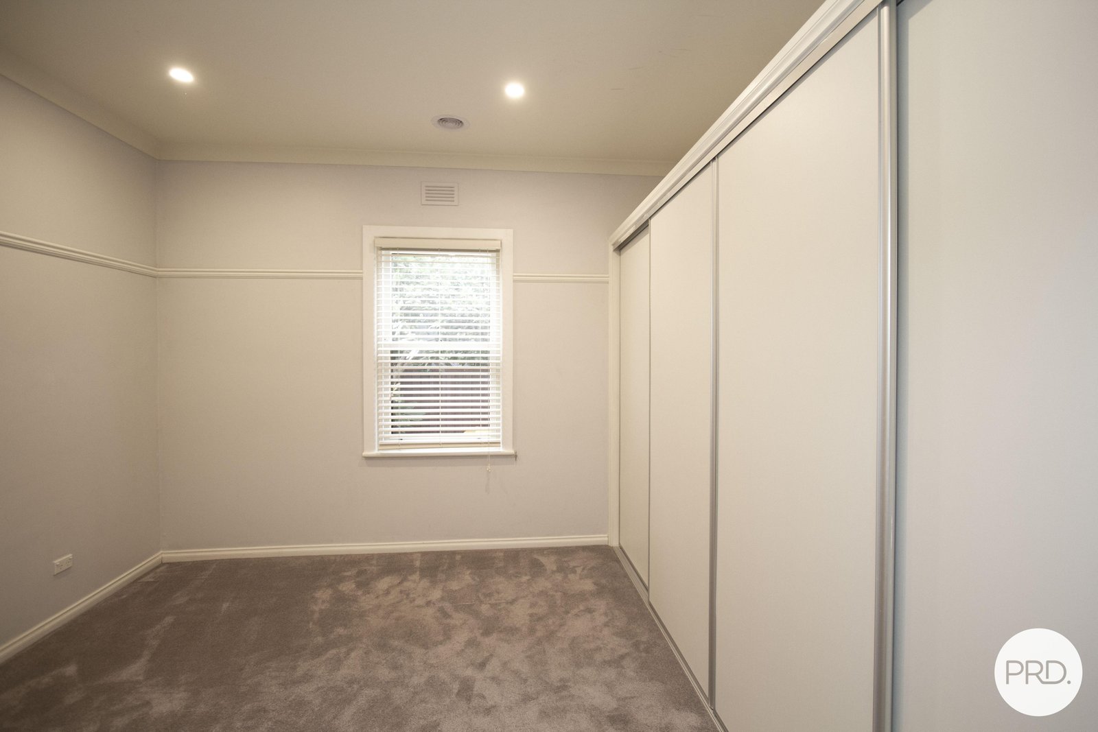 814 Armstrong Street North SOLDIERS HILL 9
