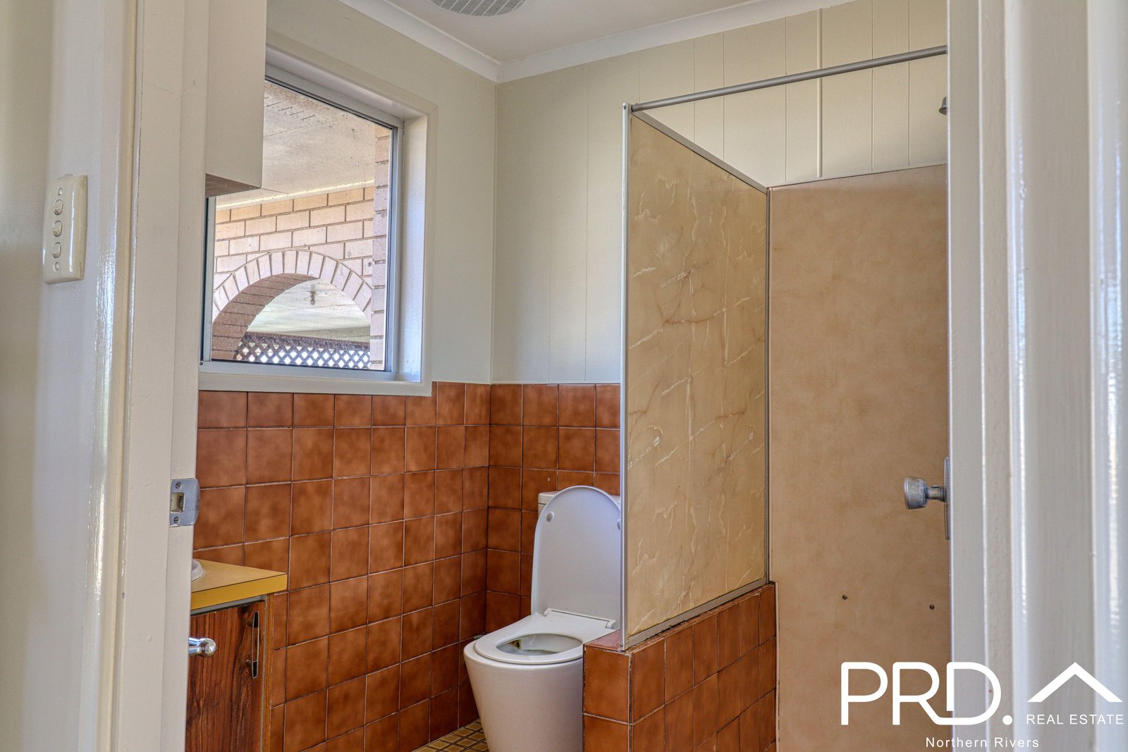 8/14 Bennett Street CASINO 4