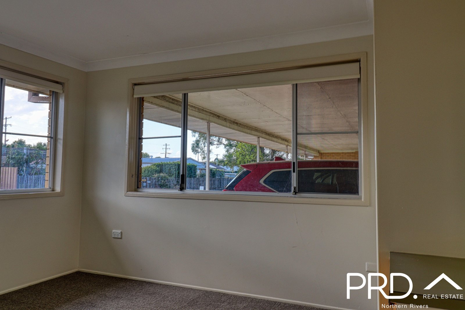 8/14 Bennett Street CASINO 5