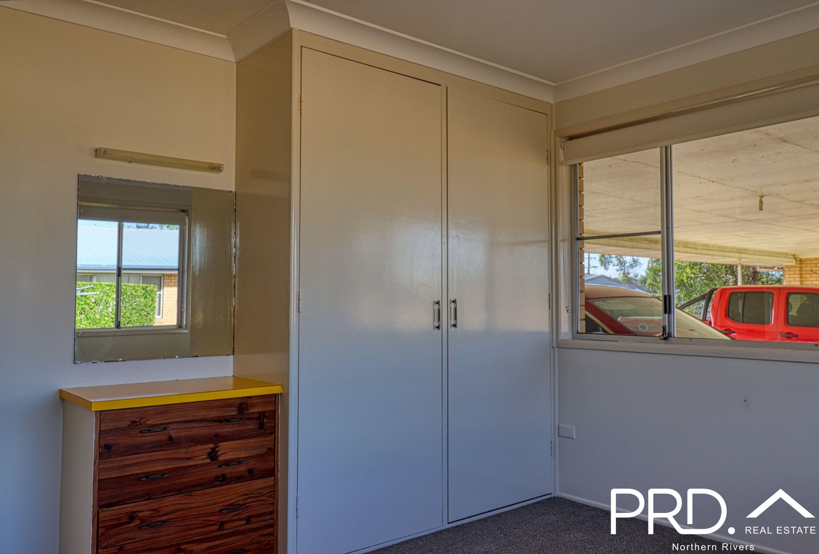 8/14 Bennett Street CASINO 6