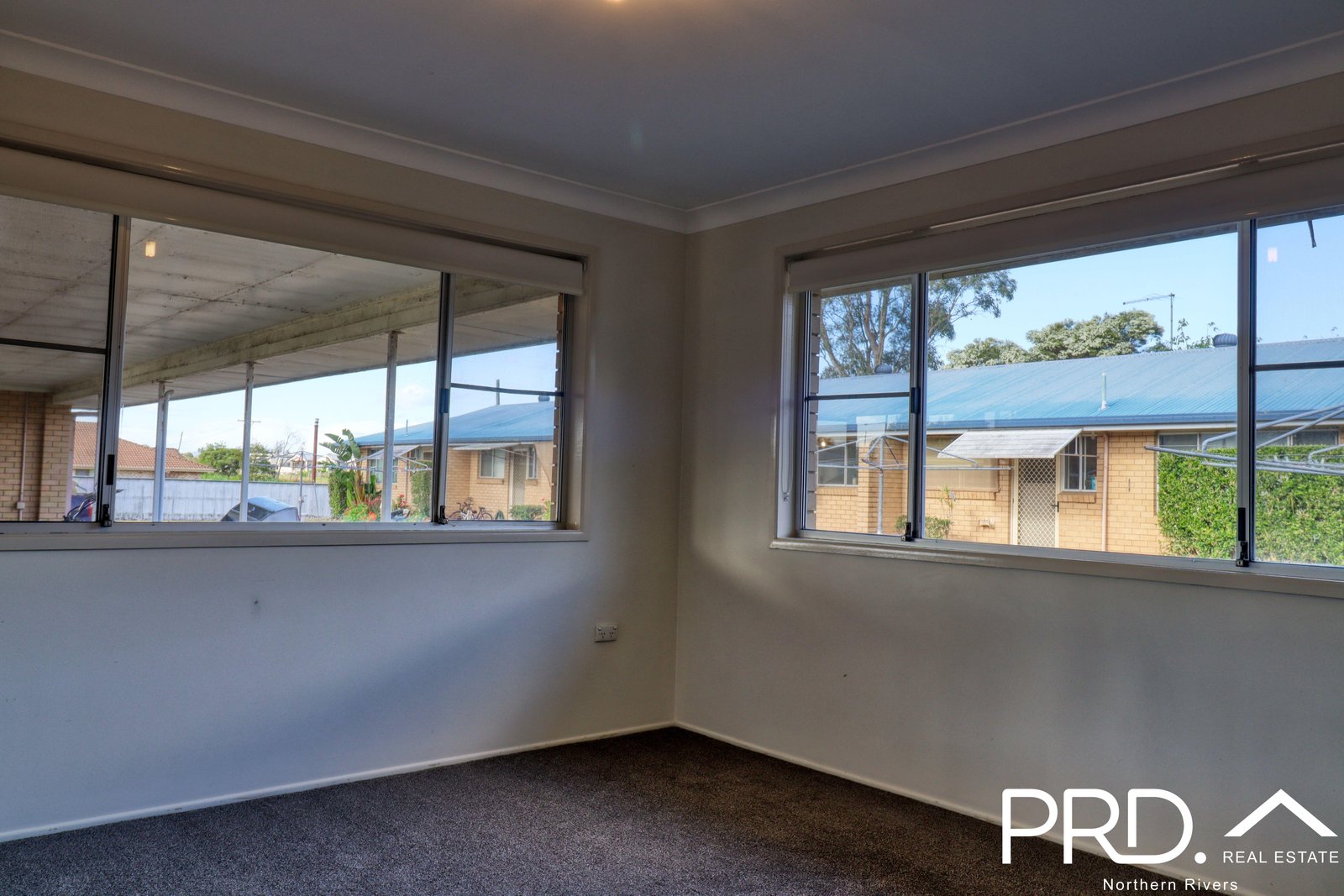 8/14 Bennett Street CASINO 7