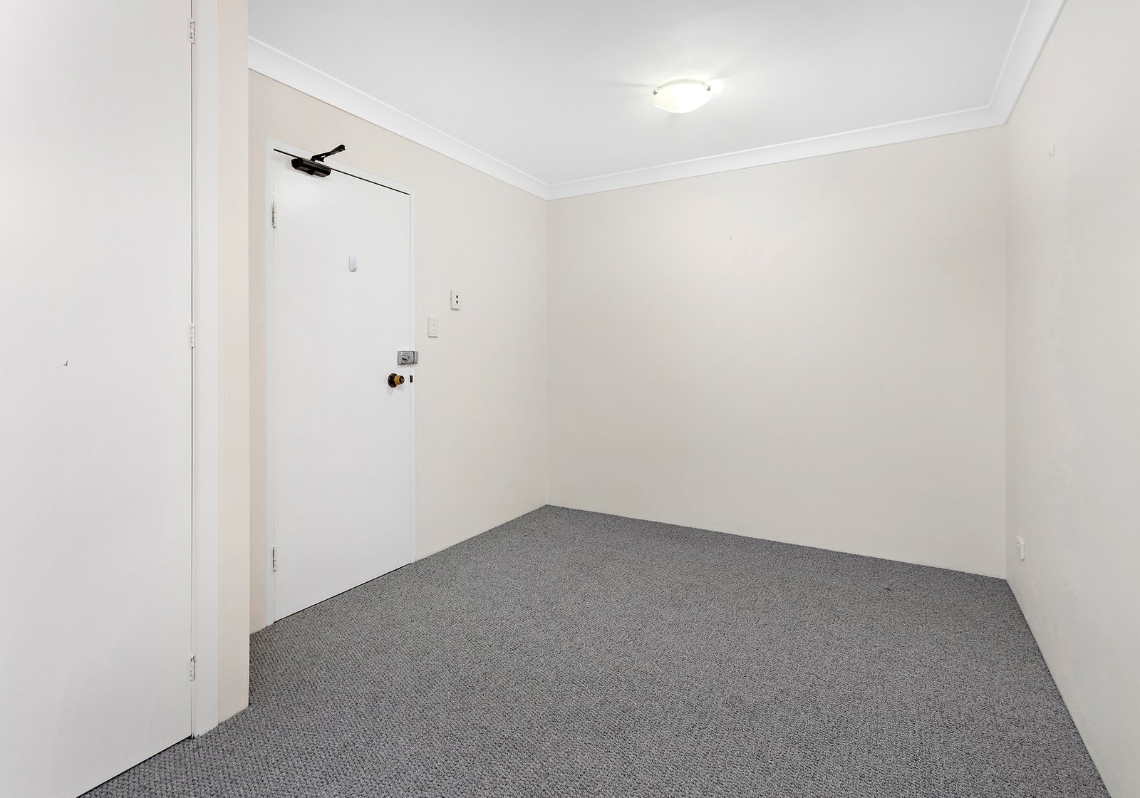 8/14 Hindmarsh Avenue NORTH WOLLONGONG 7