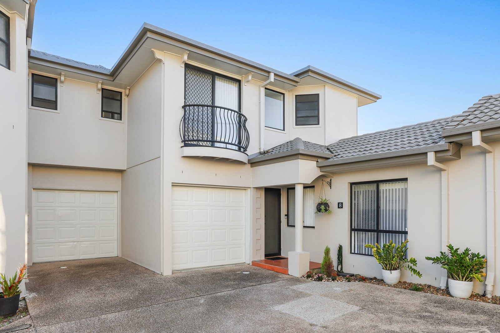 8/141 Cotlew Street ASHMORE 2