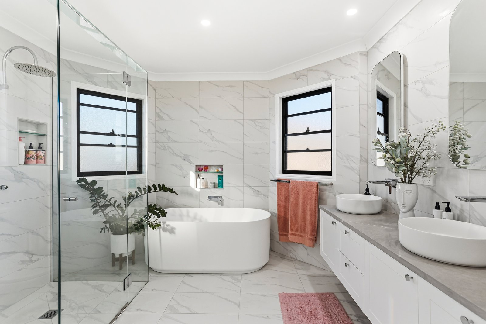 8/141 Cotlew Street ASHMORE 7