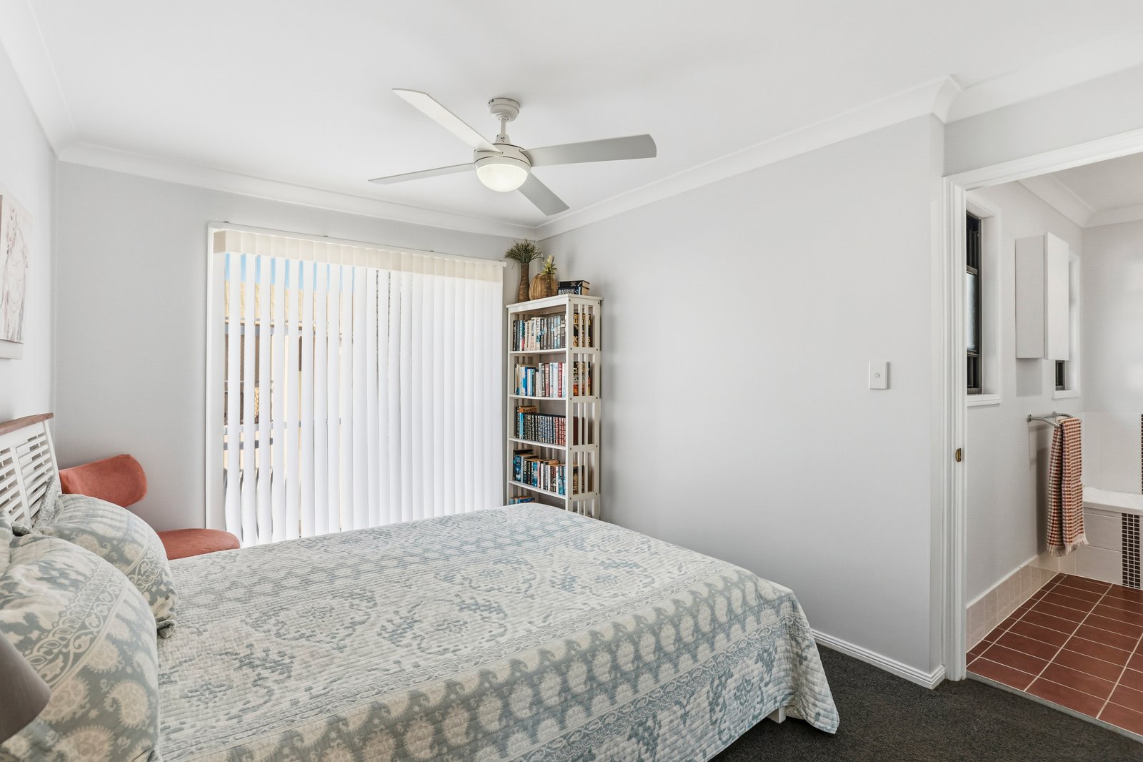 8/141 Cotlew Street ASHMORE 8