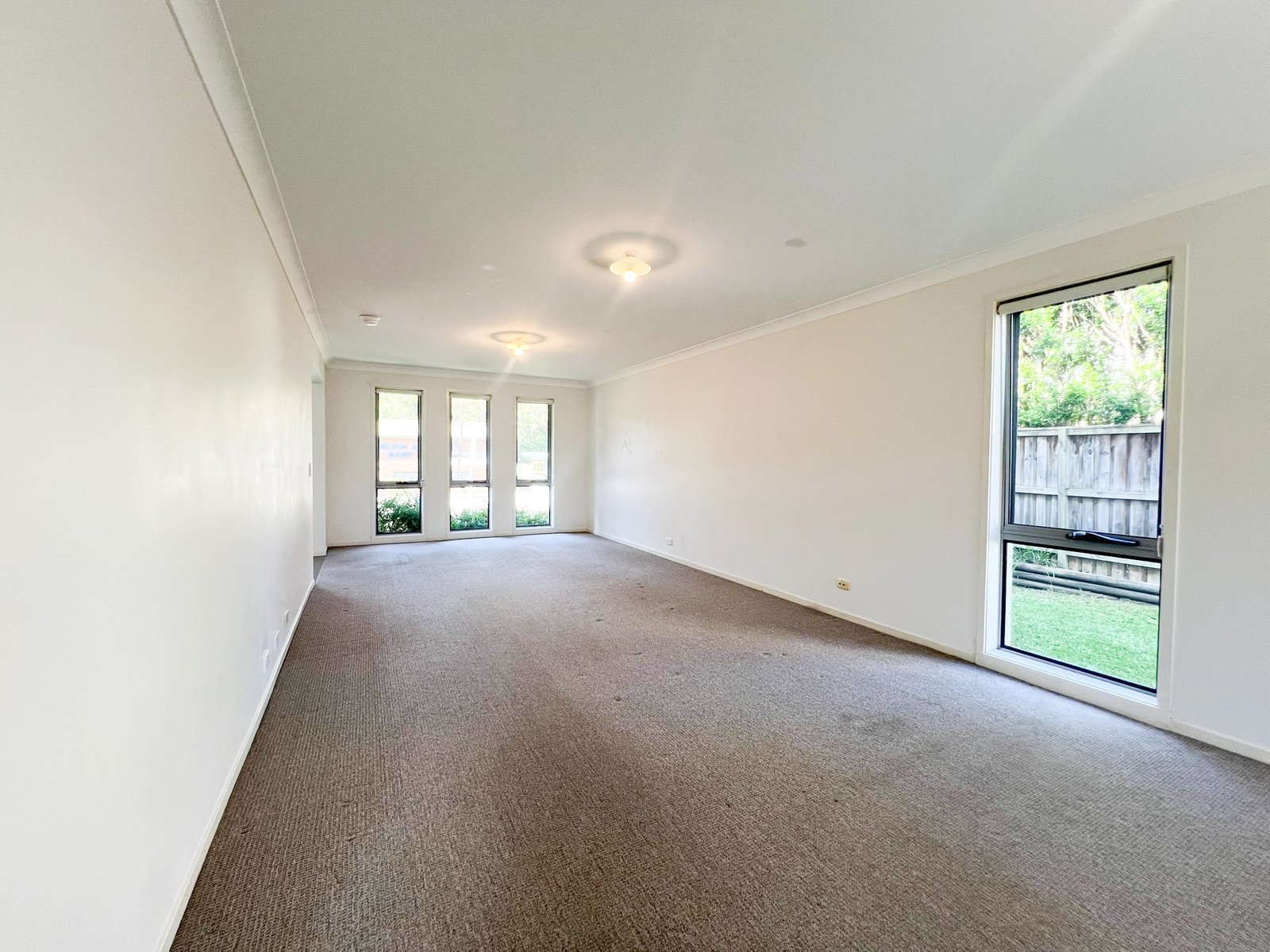 8/143 Shoal Bay Road NELSON BAY 3