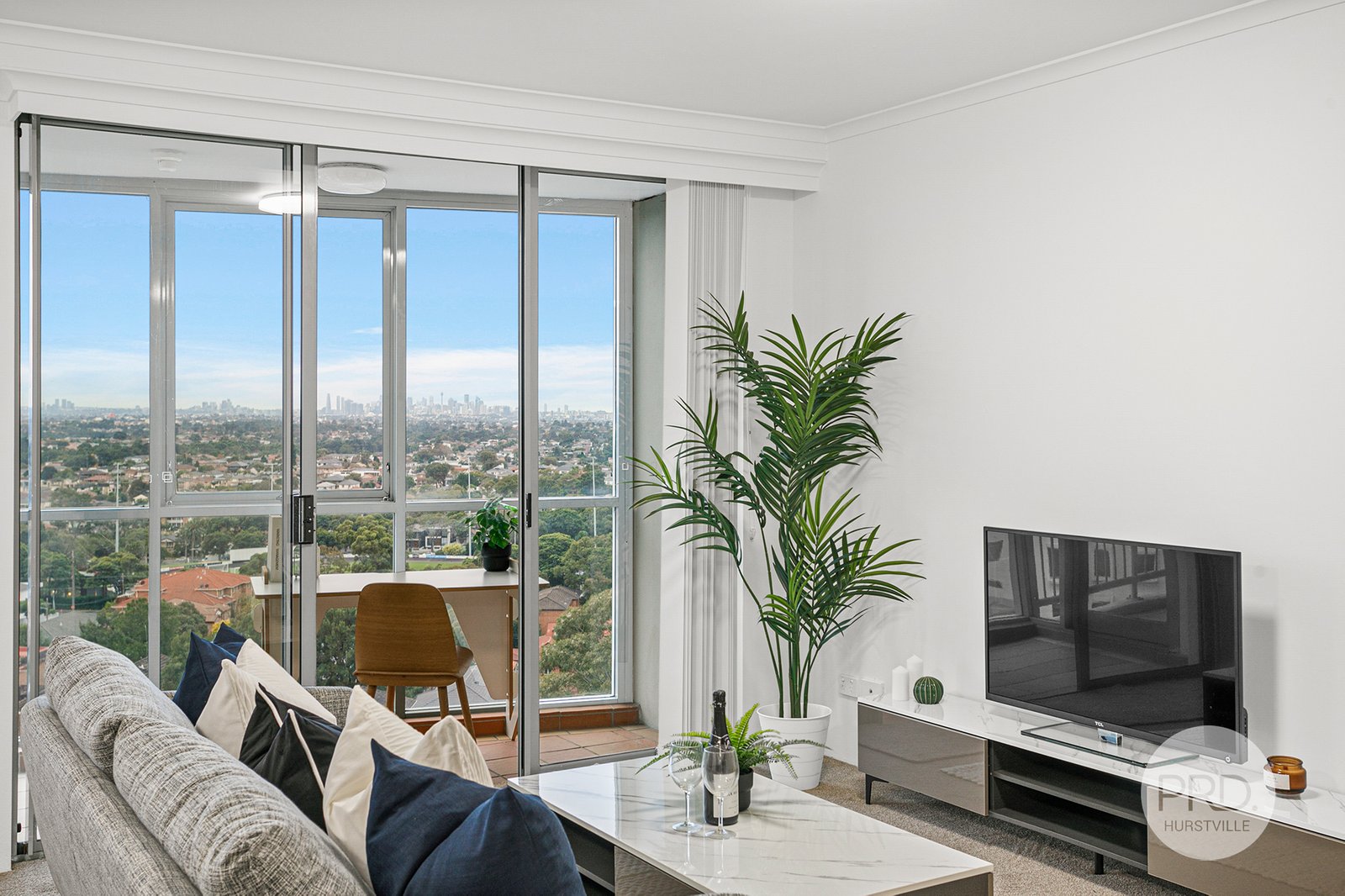 81/438 Forest Road HURSTVILLE 3