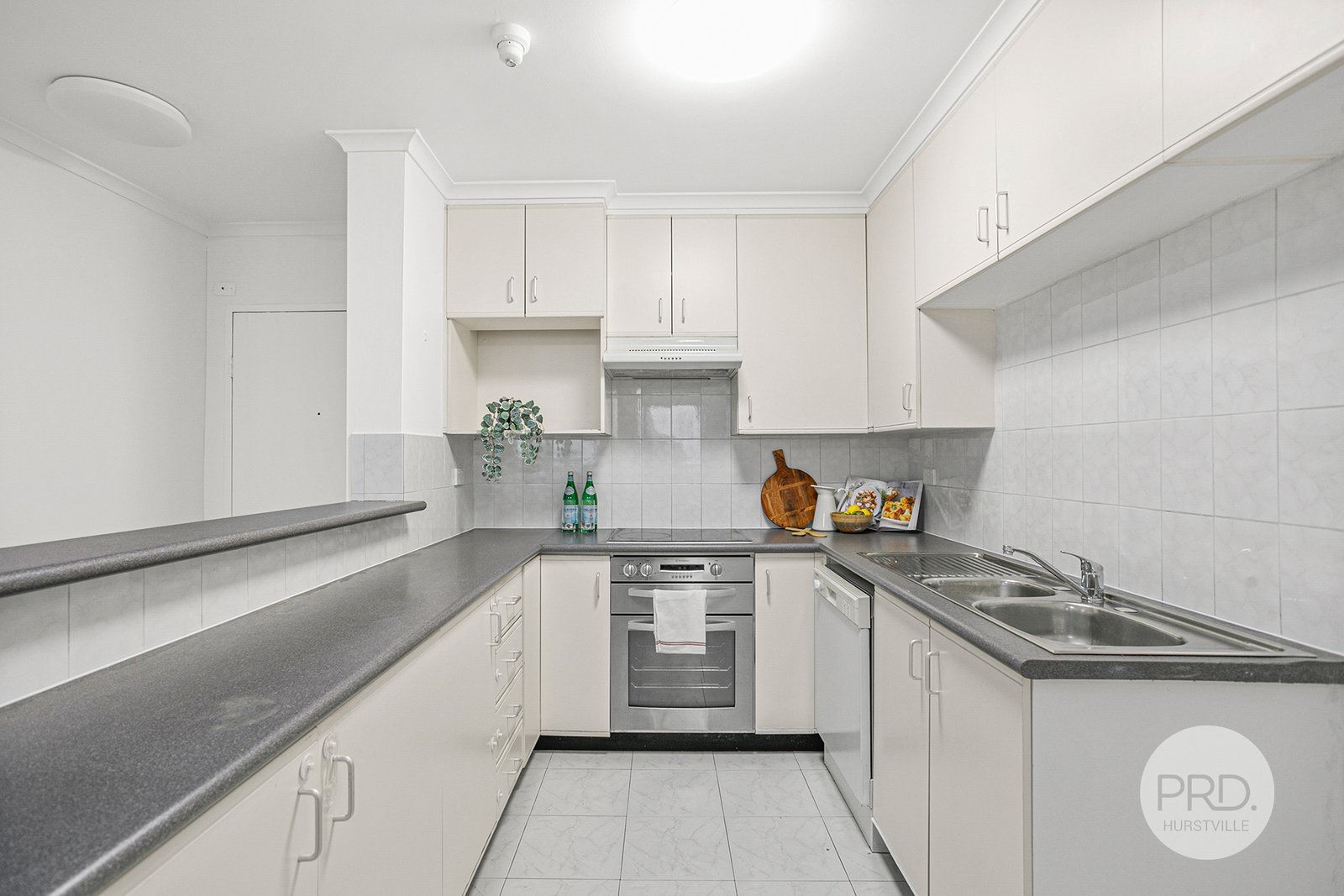 81/438 Forest Road HURSTVILLE 4