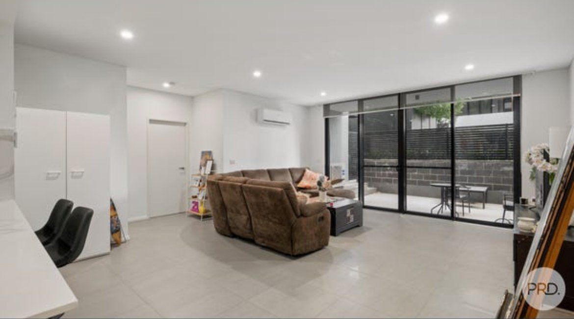 8/144 High St  Penrith 3