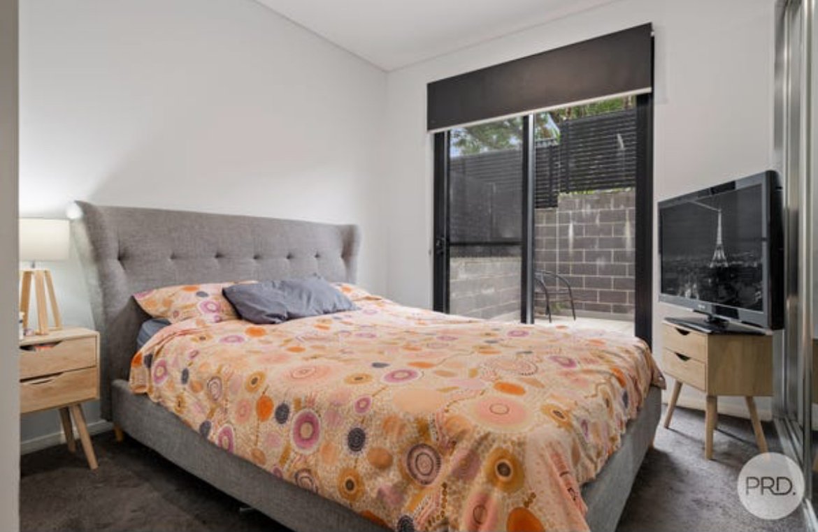 8/144 High St  Penrith 7