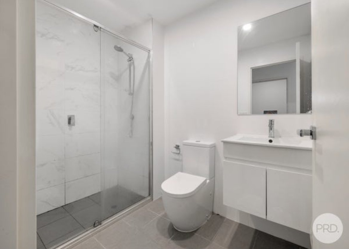 8/144 High St  Penrith 8