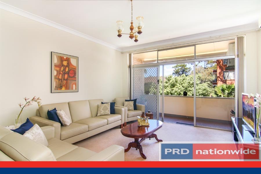 8/15-17 St Georges Parade HURSTVILLE 1