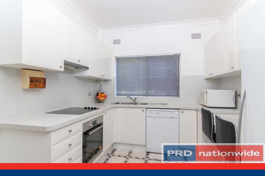 8/15-17 St Georges Parade HURSTVILLE 2