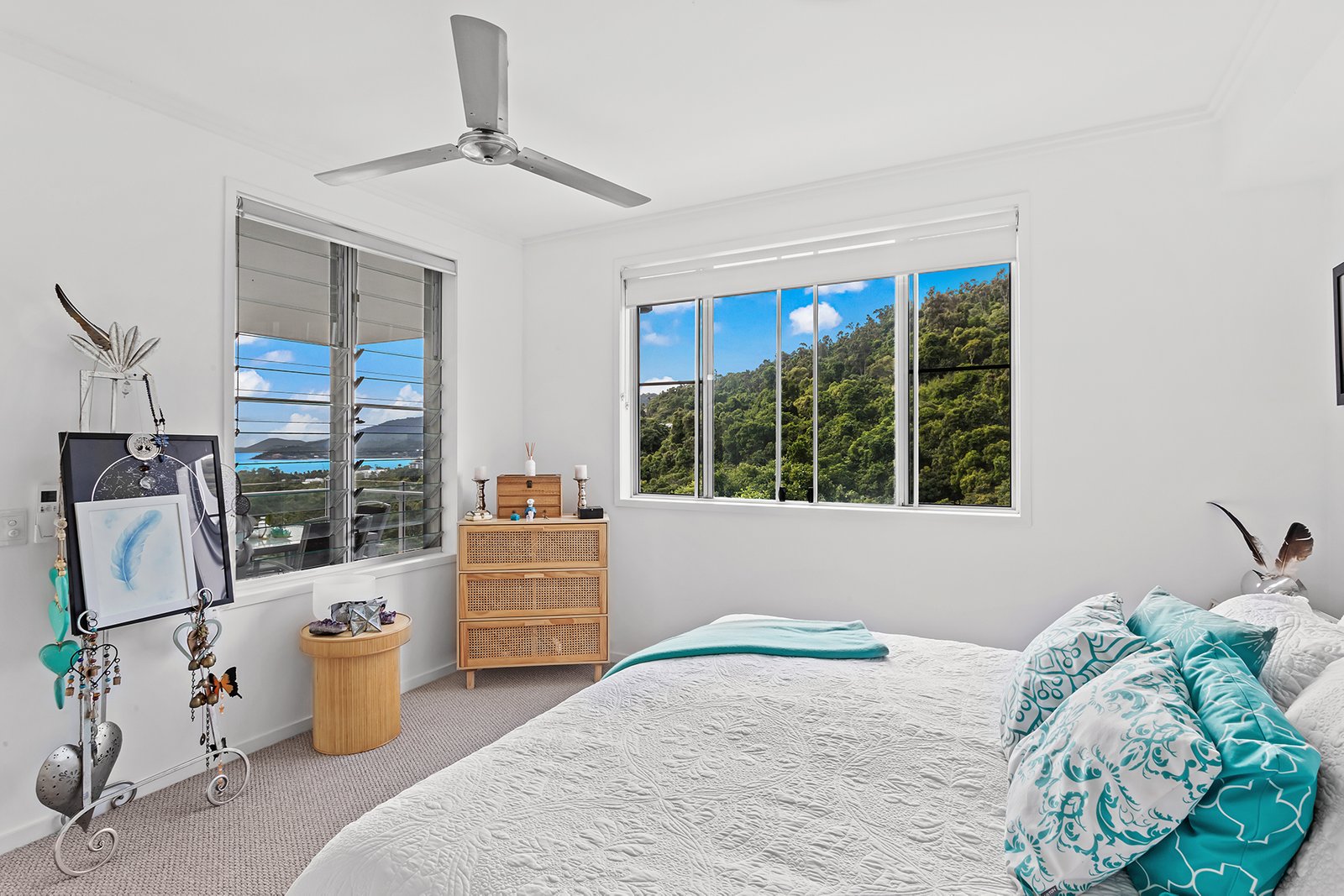 8/15 Flame Tree Court AIRLIE BEACH 13