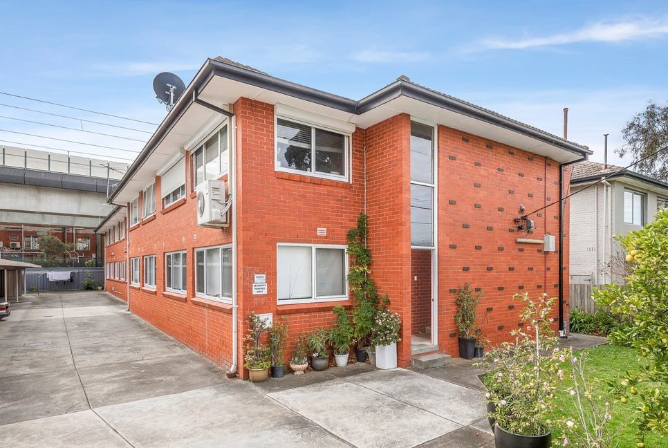 Gallery: 8/15 Rosstown Road