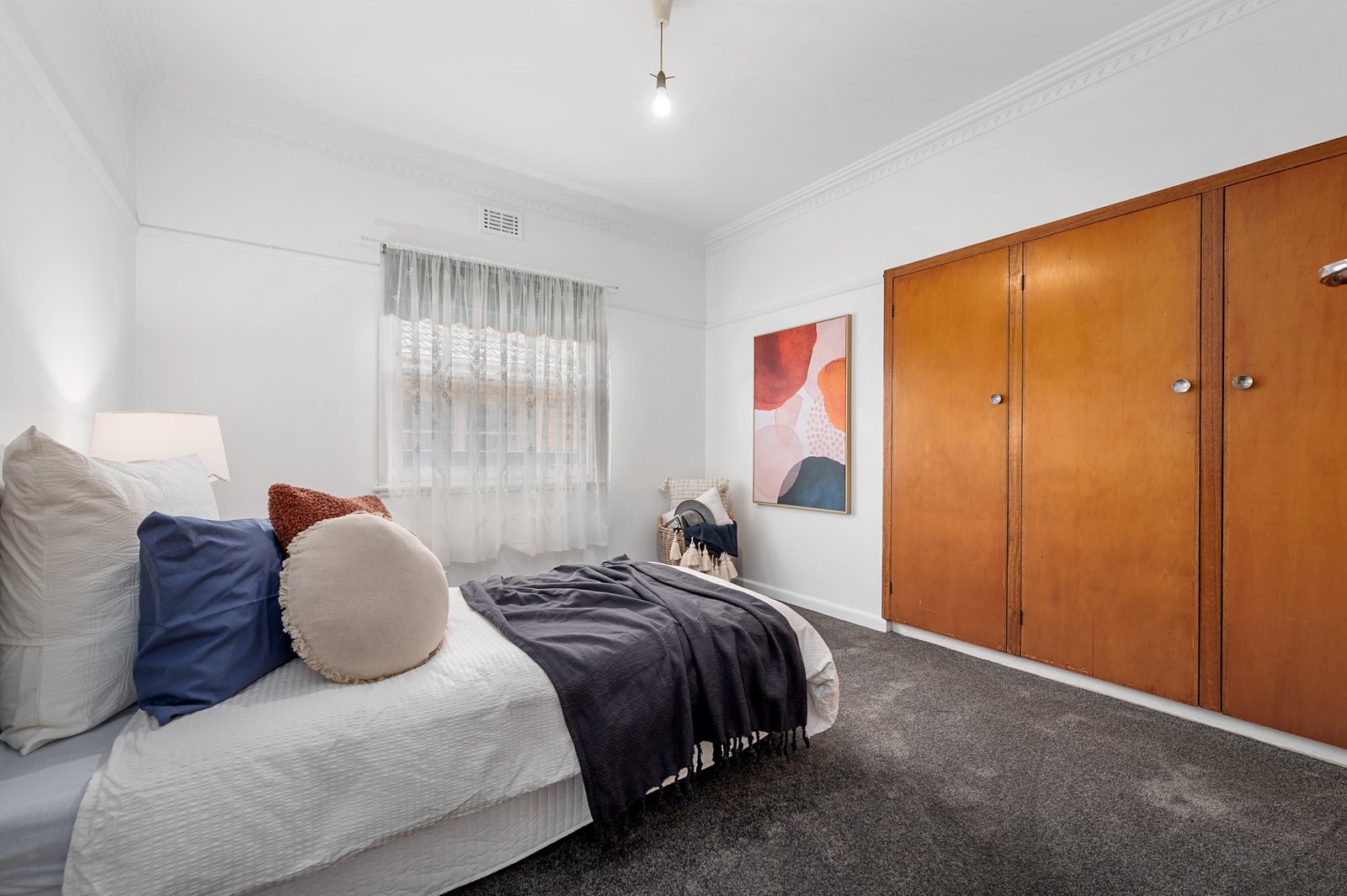 815 Talbot Street South REDAN 5