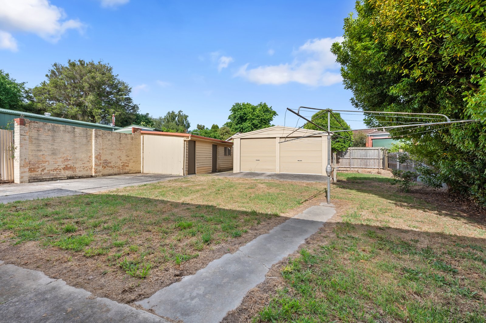 815 Talbot Street South REDAN 11