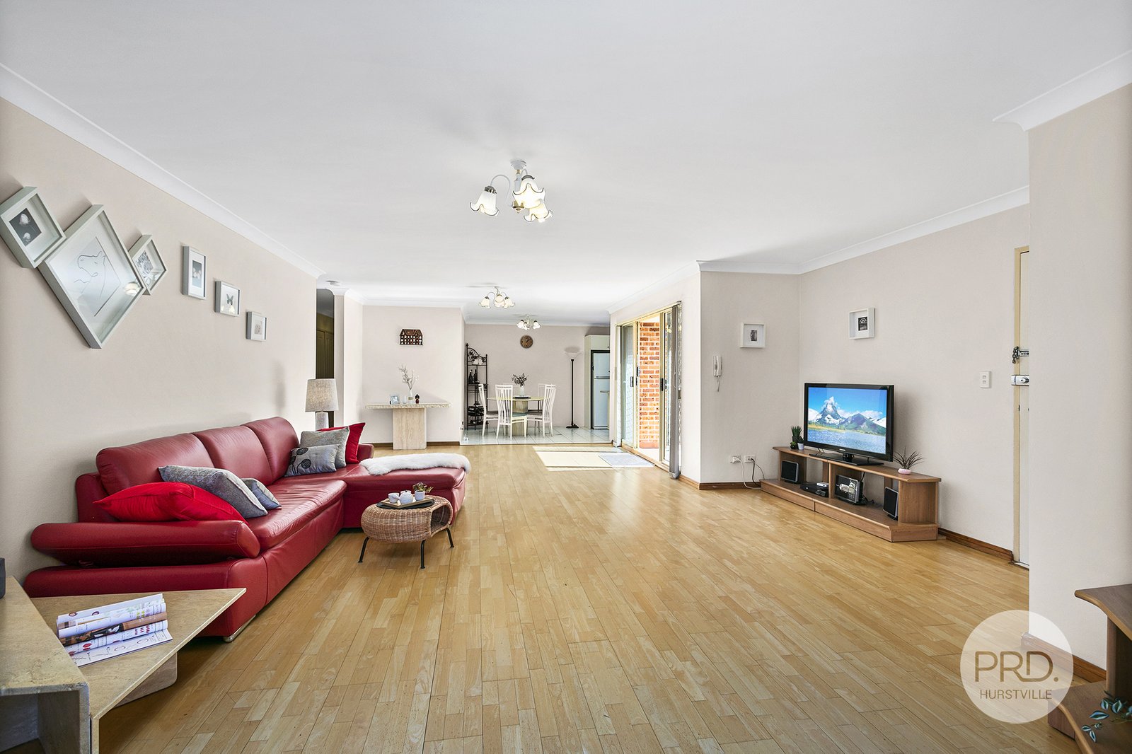 8/15 Wright Street HURSTVILLE 2