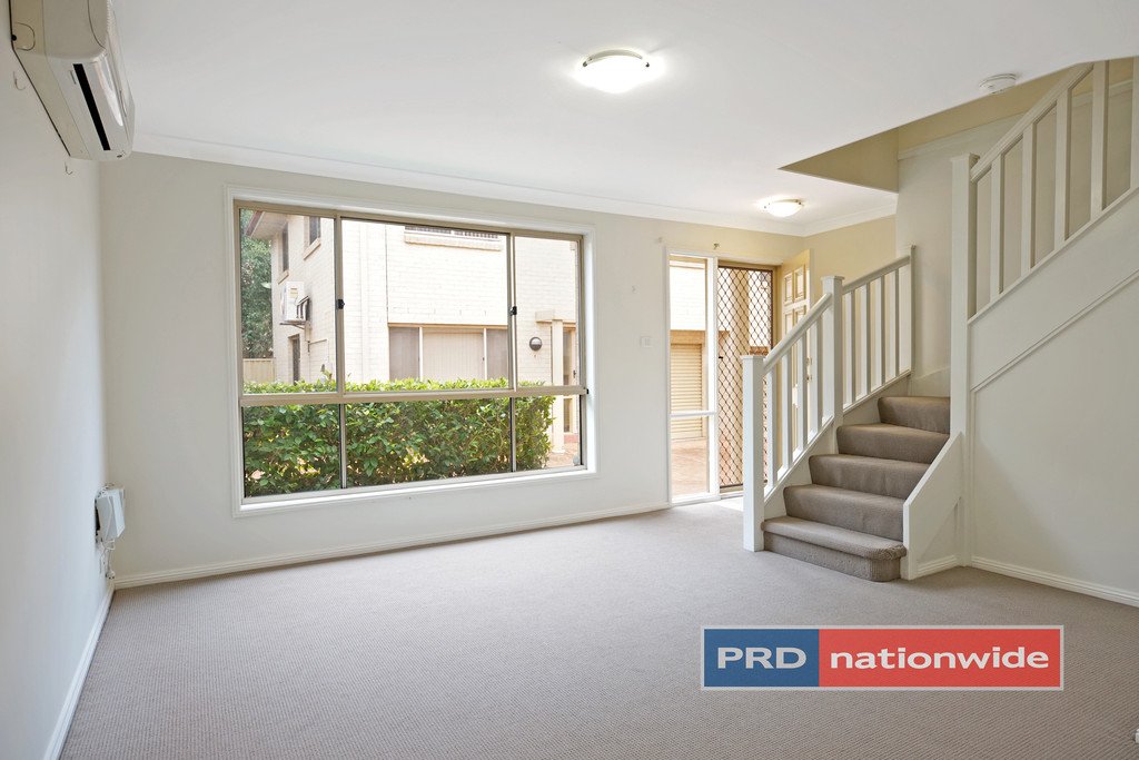 8/151-153 Cox Avenue PENRITH 2