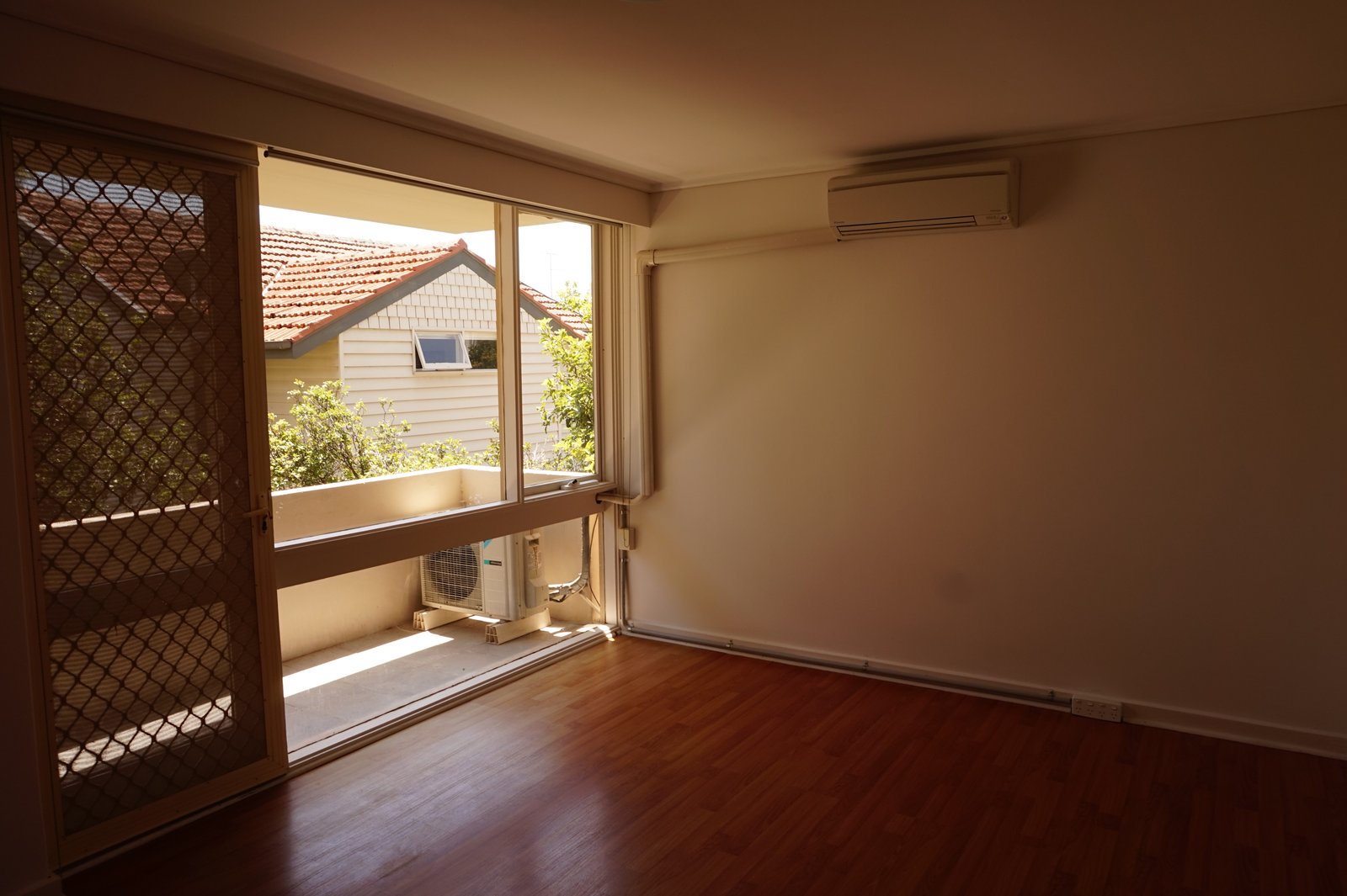 Gallery: 8/154 Brighton Road