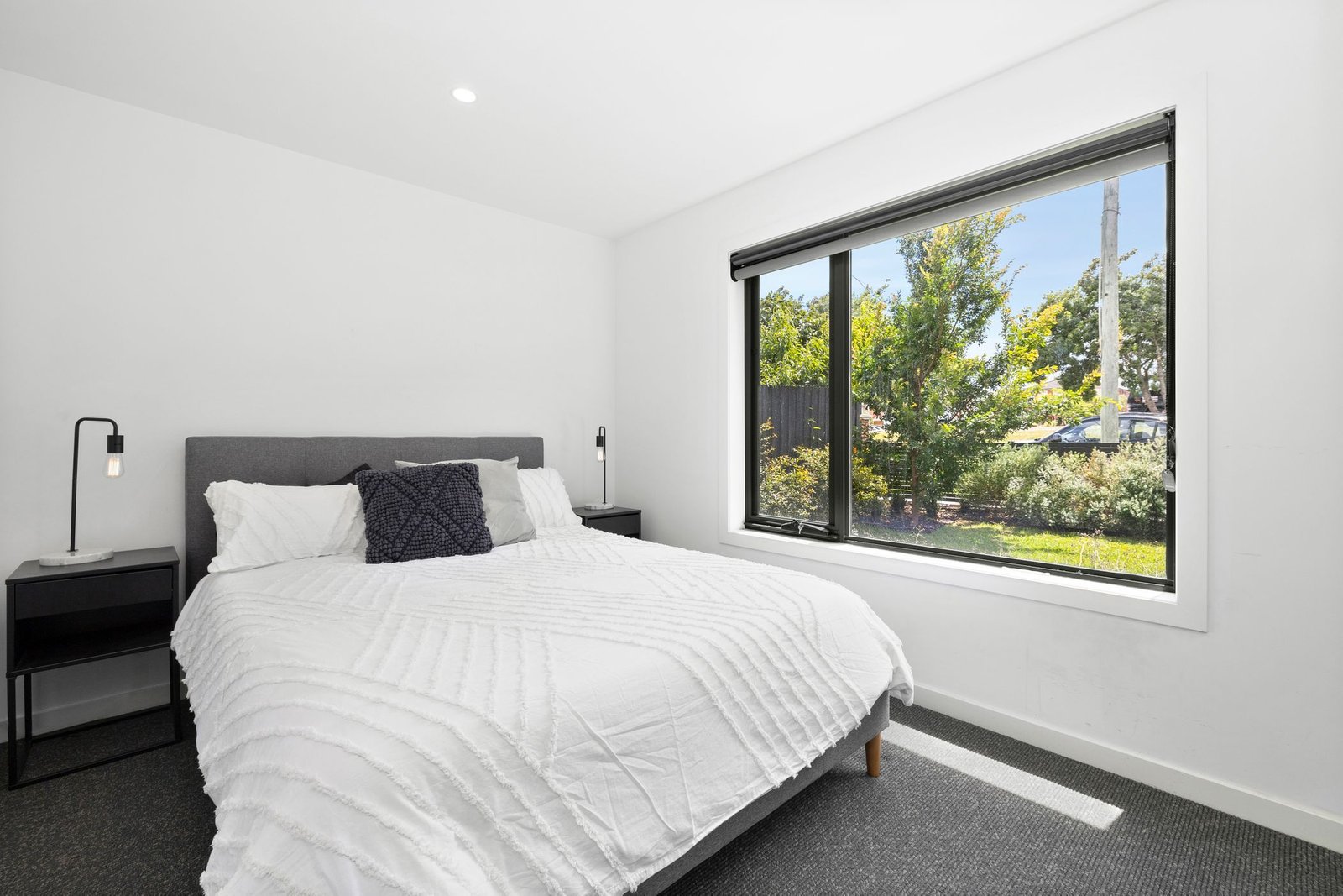 Gallery: 8/1562-1564 Dandenong Road