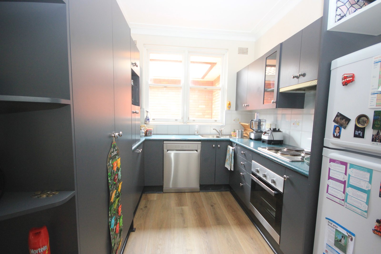 8/158 Chuter Avenue SANS SOUCI 1