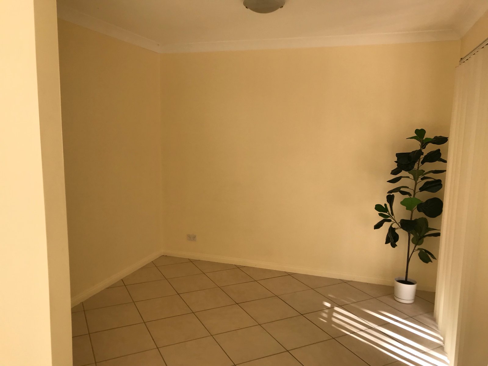 8/159-161 Bagnall Beach Road CORLETTE 4