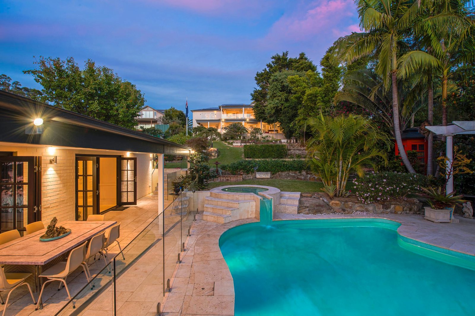 816-818 Henry Lawson Drive PICNIC POINT 2