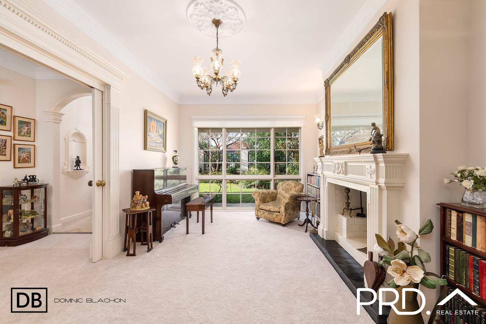 816-818 Henry Lawson Drive PICNIC POINT 5