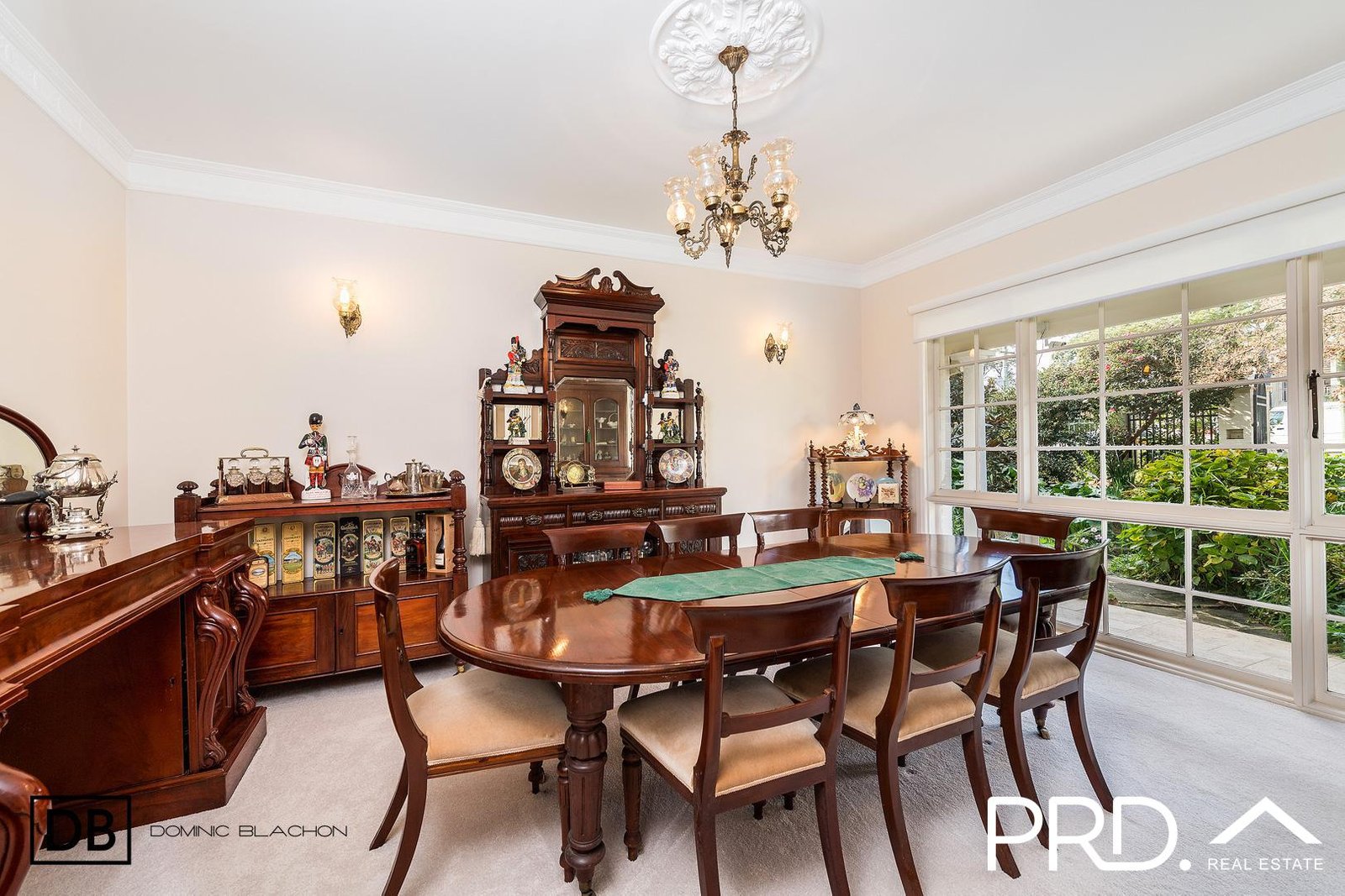 816-818 Henry Lawson Drive PICNIC POINT 6