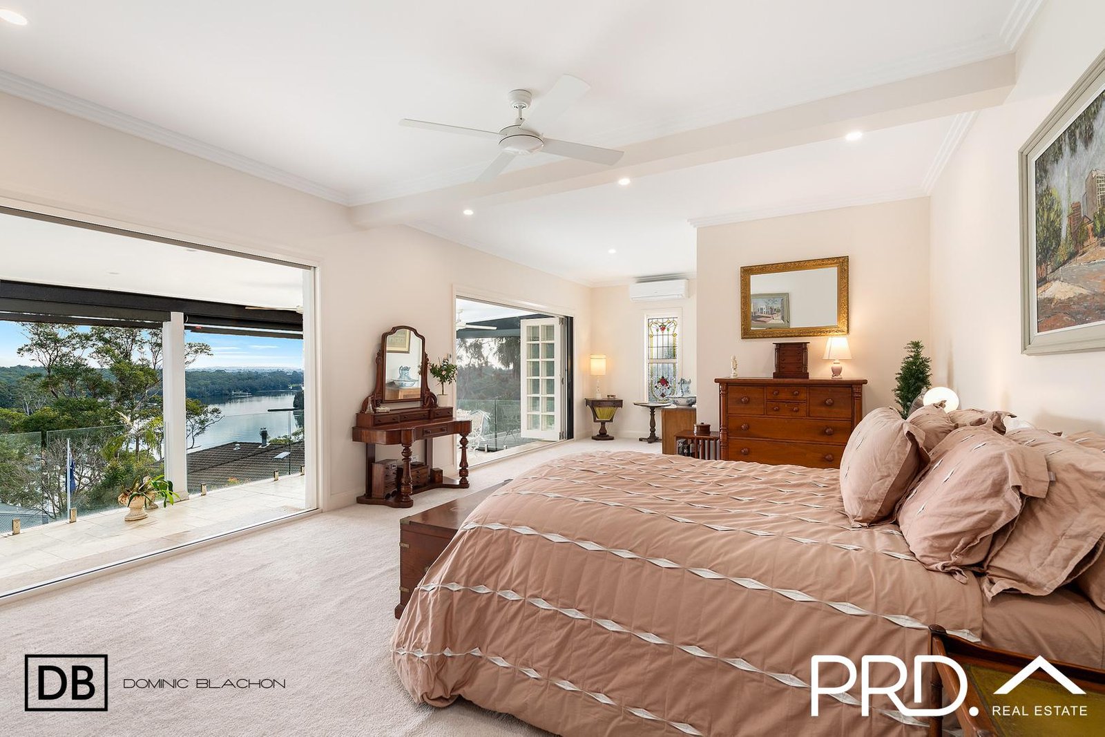 816-818 Henry Lawson Drive PICNIC POINT 12