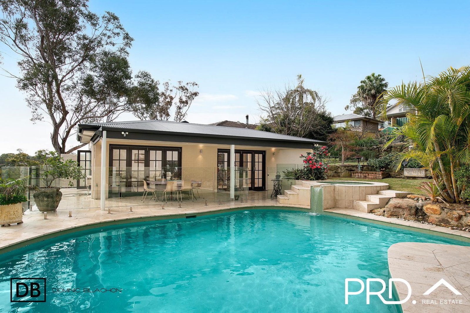 816-818 Henry Lawson Drive PICNIC POINT 16