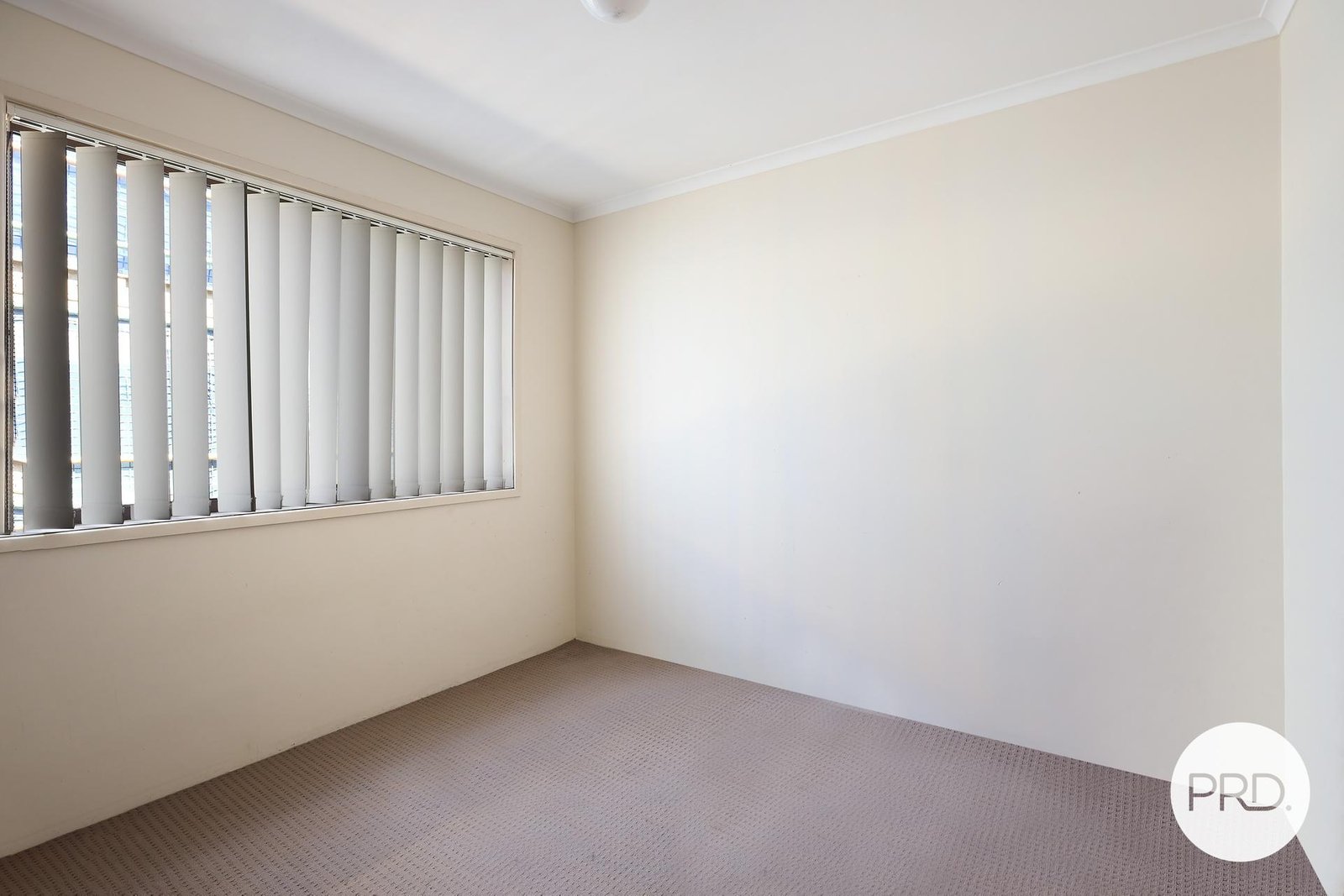 8/16 Norman Street SOUTHPORT 7